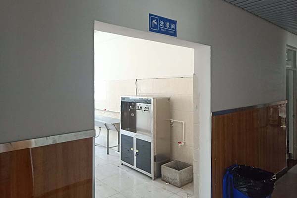 1615276417125045.jpg 溢爱净水机校园饮水002.jpg